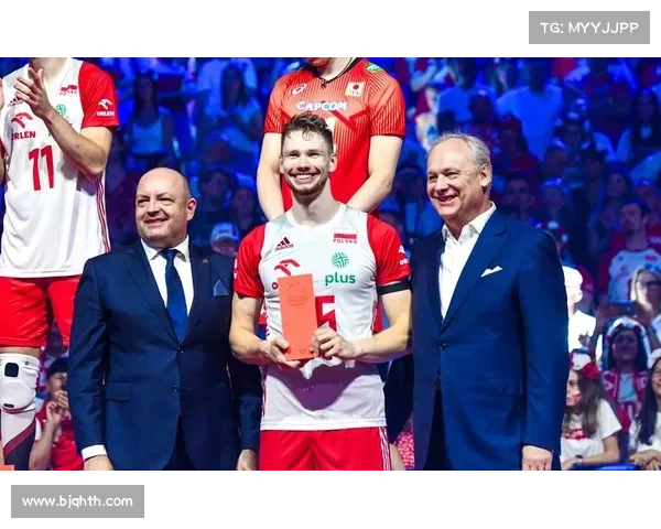 回顾2023法国对阵波兰的精彩较量激情碰撞与深度解析全景回放